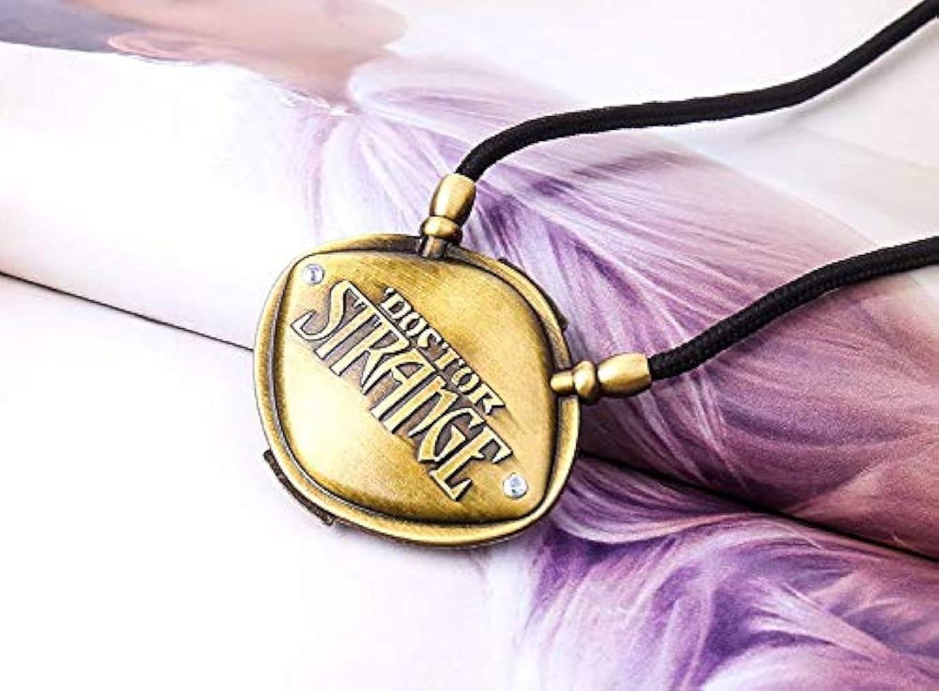 Amazon | HUAWELL 2ピース ニュー ドクター・ストレンジ ネックレス Amazon | HUAWELL 2ピース ニュー ドクター・ストレンジ ネックレス